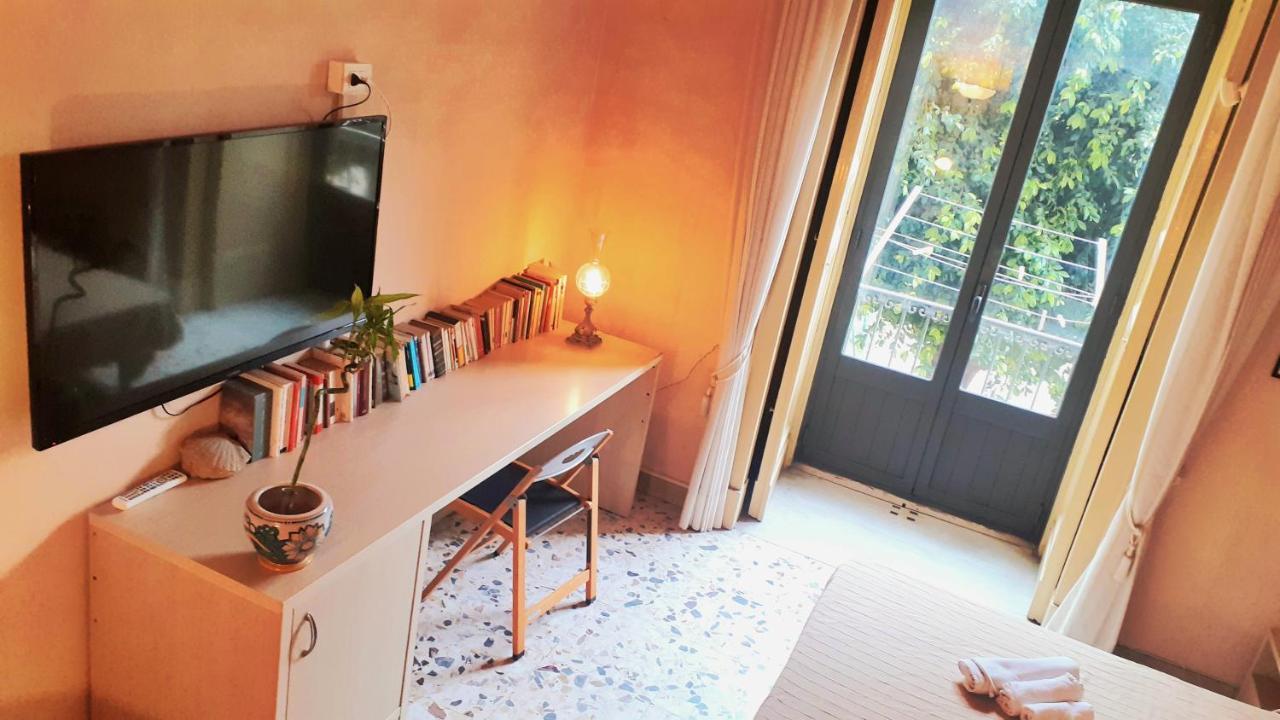 카타니아 Bed And Books Isabella B&B 외부 사진