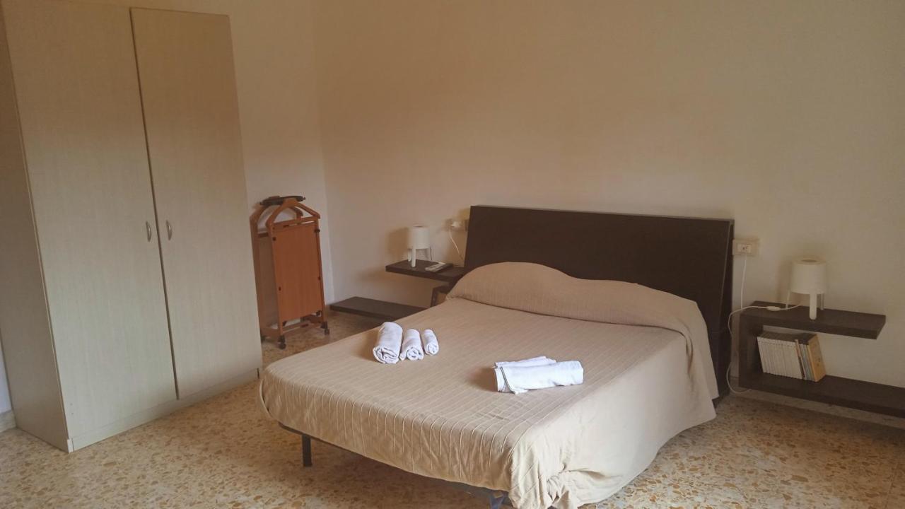 카타니아 Bed And Books Isabella B&B 외부 사진